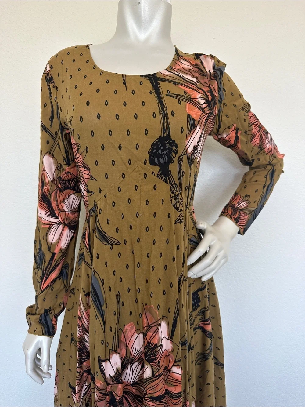 Free People capture see